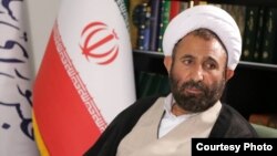 حسین جلالی میگوید تعداد طرحهای یک فوریتی در نوبت «خیلی زیاد» است و تصویب نهایی لایحه «حمایت از فرهنگ حجابوعفاف» به عمر این مجلس نمیرسد