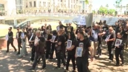 Roditelji sa protesta u Skoplju traže odgovore i odgovornost za decu poginulu u Kočanima