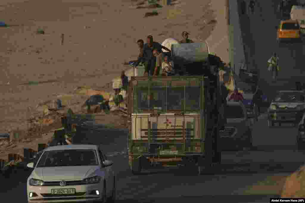 Palestinske porodice bježe sa sjevera, 30. avgusta.