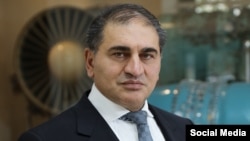 მკრტიჩ ოქროიანი