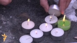 Svijeće i olovke za žrtve u Parizu