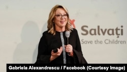 Președintele executiv al Asociației „Salvați copii”, Gabriela Alexandrescu, spune că asociația a contribuit la reducerea mortalității infantile de la 11 la mie la 5,3 la mie