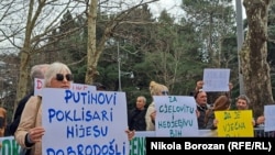 Protest ispred Skupštine u Podgorici. 27. februar 2024.