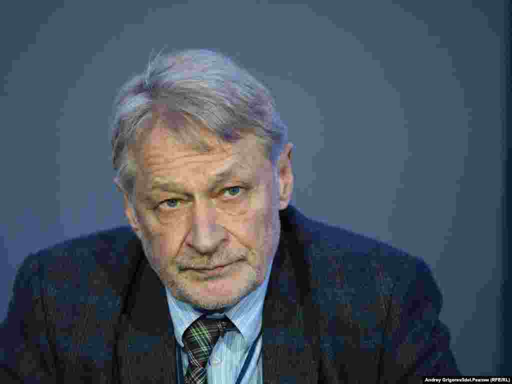 Дмитрий Орешкин Роман 