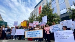 U Podgorici protest zbog smanjene kazne za silovatelja 15-ogodišnjakinje