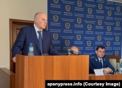 ასლან ბჟანია დე ფაქტო რესპუბლიკის პროკურატურაში