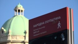 Tri 'nezgodna' pitanja za vlast i opoziciju pred izbore u Srbiji Tri 'nezgodna' pitanja za vlast i opoziciju pred izbore u Srbiji