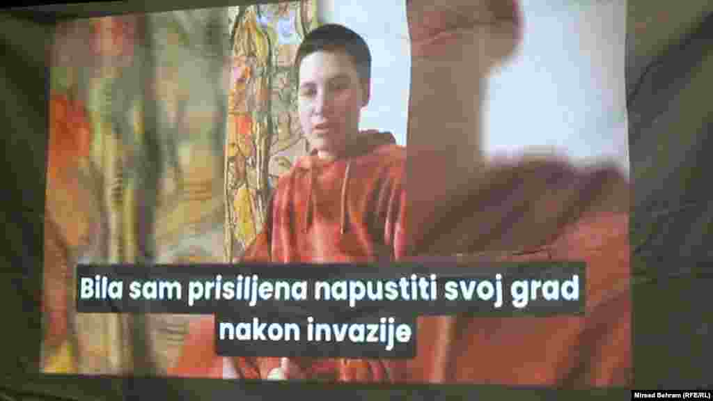 Masha Vyshedsky je mlada umjetnica iz Bahmuta. Na otvaranju izložbe u Mostaru javila se videolinkom. 