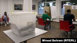 Glasačako mjesto u Mostaru na Općim izborima u BiH oktobru 2022.