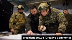 უკრაინის პრეზიდენტი ვოლოდიმირ ზელენსკი 30 ნოემბერს იმყოფებოდა ხარკოვის ოლქში, თავდაცვის ძალების სამეთაურო პუნქტში