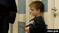 13 წლის დაჩი პირველ ინიექციას ელის იაშვილის კლინიკაში