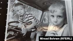 Djeca u opkoljenom istočnom dijelu Mostara, 1993.