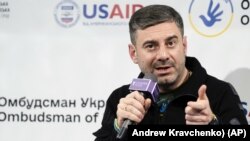 Уполномоченный Верховной рады по правам человека Дмитрий Лубинец (архивное фото)