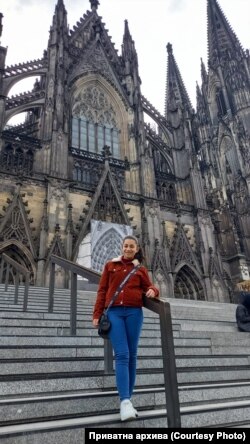 Сонита Фејзовска, дипломиран педагог