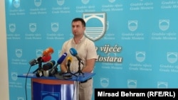 "Nemamo saznanja da se vode pregovori", kaže Omer Hujdur, zastupnik u Skupštini Hercegovačko-neretvanskog kantona.