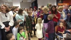 «Даруй літа щасливії нашій славній Україні». Як українці у Варшаві зберігають різдвяні традиції «Даруй літа щасливії нашій славній Україні». Як українці у Варшаві зберігають різдвяні традиції