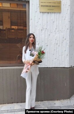 Ферзије Асаноска, дипломирана економистка