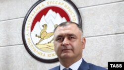 ალან გაგლოევი, სამხრეთ ოსეთის დე ფაქტო პრეზიდენტი
