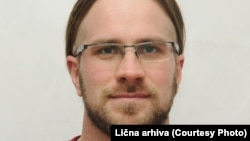 Gogić: Udaljeni stavovi strana