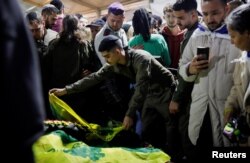 Sa sahrane Tomera Grinberga, na vojnom groblju Mount Herzl u Jerusalemu, 13. decembra