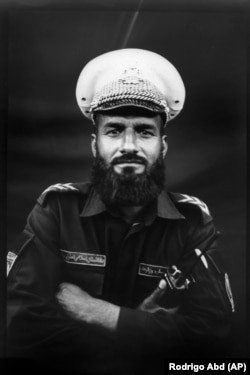 Saobraćajac Mohamad Jasin Niazi mesečno zarađuje oko 135 evra. Kaže da to nije dovoljno da se njegova mlada porodica prehrani.