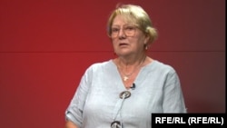 Președinta Societății Române Alzheimer, medicul psihiatru Cătălina Tudose, spune că tinerii ar trebui să ducă o viață sănătoasă oricât de banal ar suna acest lucru, pentru ca mai târziu în viață să fie sănătoși