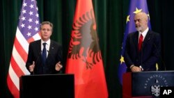 Entoni Blinken i Edi Rama na pres-konferenciji u Tirani, Albanija, 15. februara 2024.