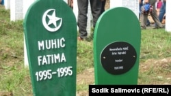 Beba Fatima Muhić ukopana je u Memorijalnom centru u Potočarima.