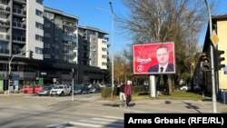 Predizborni bilbord sa likom Ivice Dačića u Doboju, BiH, 4. decembar 2023.