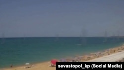 რაკეტის ნამსხვრევების ჩამოცვენა „უჩკუევკის“ პლაჟზე. 2024 წლის ივნისი