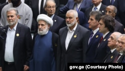 2024 წელს, ირაკლი კობახიძე ორ თვეში ორჯერ ჩავიდა ირანში - პრეზიდენტების დაკრძალვასა და ინაუგურაციაზე. ისმოდა შეძახილები - "სიკვდილი ამერიკას!" "სიკვდილი ისრაელს!"