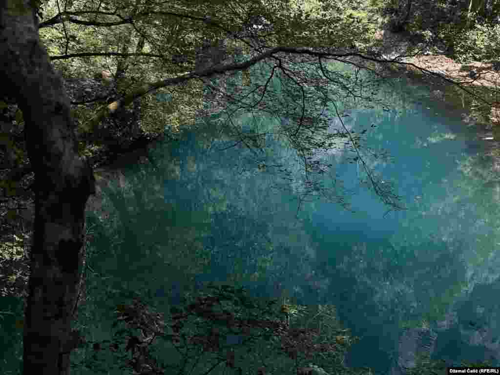 Modro-zelena voda stvara bajkoviti ambijent. 24. juli 2024.  