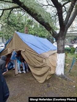 ჭიათურელი მაღაროელების კარავი, გაფიცვის მე-8 დღე