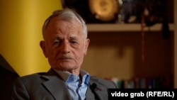 Мустафа Джемилев