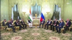 Путин на встрече с Моди Путин на встрече с Моди