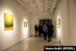 Izložba "Zagrljaj" otvorena je do 27. februara