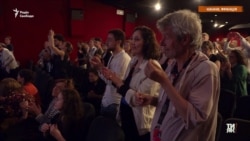 Фільм про українських біженців показали в Каннах: що розповів режисер і героїня? Фільм про українських біженців показали в Каннах: що розповів режисер і героїня?