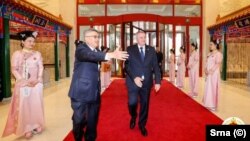 Višković (u sredini) dolazi na susret sa predstavnicima Kineske državne građevinske inženjerske grupe i Kineske željezničke inženjerske grupe, Peking, Kina, 5. april 2023.