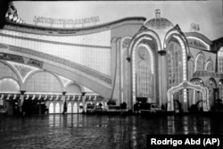 Sala za venčanje Imerijal kontinental u Kabulu u kojoj su nekada nastupali muzičari, pa čak i di-džejevi, sada ne radi zbog talibanske zabrane žive muzike i plesa koje smatraju neislamskim.