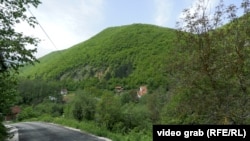 Pogled na selo Mekiniće