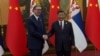 Predsednik Srbije Aleksandar Vučić sastao se u Pekingu sa predsednikom Kine Si Đinpingom. U njihovom prisustvu potpisan je Sporazum o slobodnoj trgovini između Srbije i Kine.