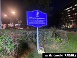 Neformalna tabla u parku kod beogradskog Trga Slavija, 18. oktobar 2023.