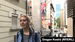 'Važno je da se sećamo ljudi koji su se izborili za slobode koje danas imamo. Bitno je i da čuvamo njihovu zaostavštinu, jer je neke slobode potrebno iznova osvajati', kaže za RSE umetnica Jana Danilović, autorka murala Mitre Mitrović.