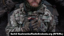 Ukrajinski vojnika na prvoj liniji u blizini grada Bahmuta, Ukrajina, 6. marta 2024.