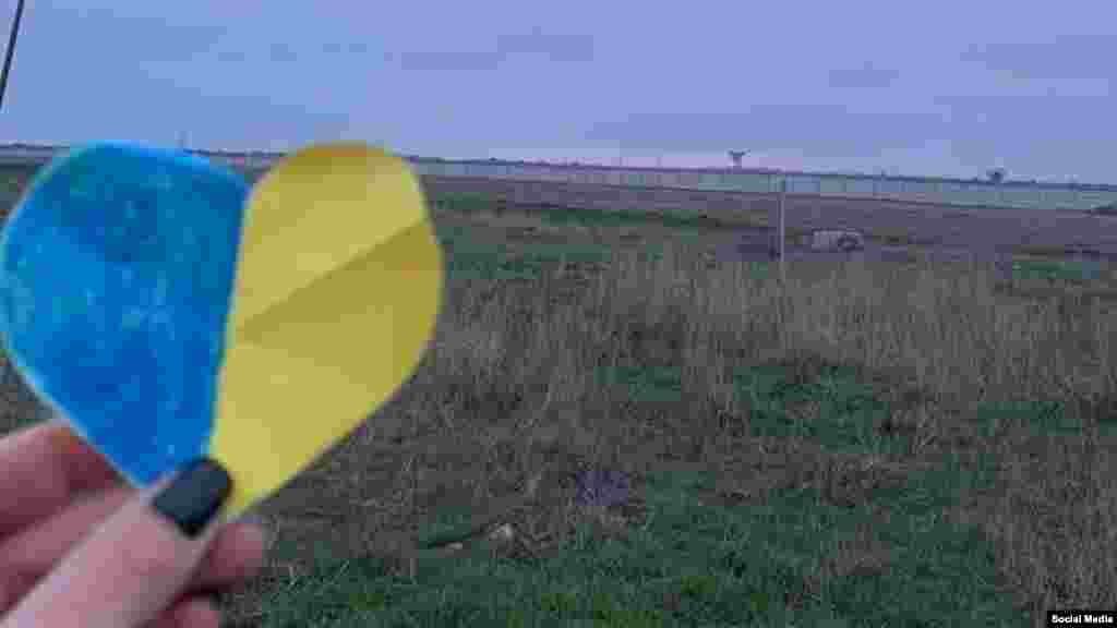 Фото активиста украинского движения сопротивления «Желтая лента», окраины Евпатории. 