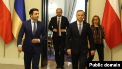 პარლამენტის სპიკერი ალენ სიმონიანი ხვდება პოლონეთის პრეზიდენტ ანჯეი დუდას. 2023 წლის 4 ივლისი