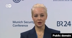 იულია ნავალნაია