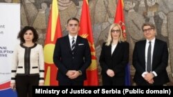 Potpisnici sporazuma: Predsjednica makedonske Komisije za sprečavanje korupcije Biljana Ivanovska, ministar pravde Crne Gore Vladimir Leposavić, ministarka pravde Srbije Maja Popović i Vladan Joksimović, Regionalna antikorupcijska inicijativa u Beogradu 2021. 