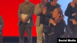 In the video published on social media on February 17, the woman identified as Zeinab Kazemi was protesting against the nonapproval of her qualifications for the Tehran Engineering Organization due to noncompliance with the hijab law. She then threw her headscarf on the stage and left.