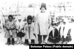 "Patuljci" s dvora Nasira el Dina Šaha